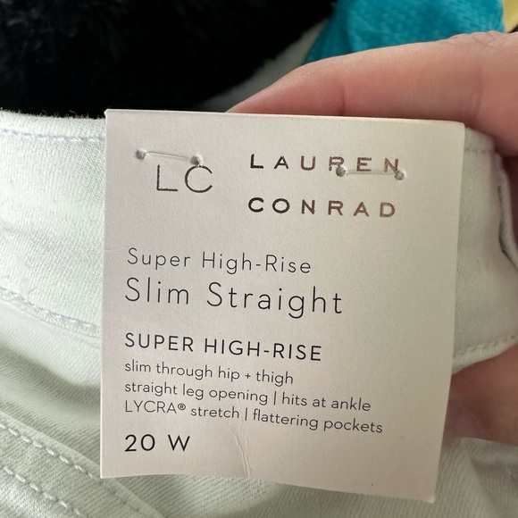 NWT LC Super High- Rise
Slim Straight White Pants. Size 20W - Picture 3 of 4